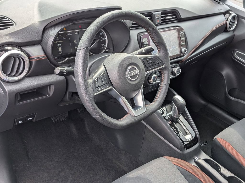 Used 2024 Nissan Versa SR image 10