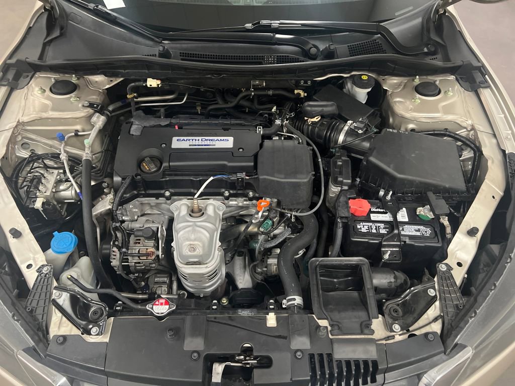 Used 2015 Honda Accord LX image 24