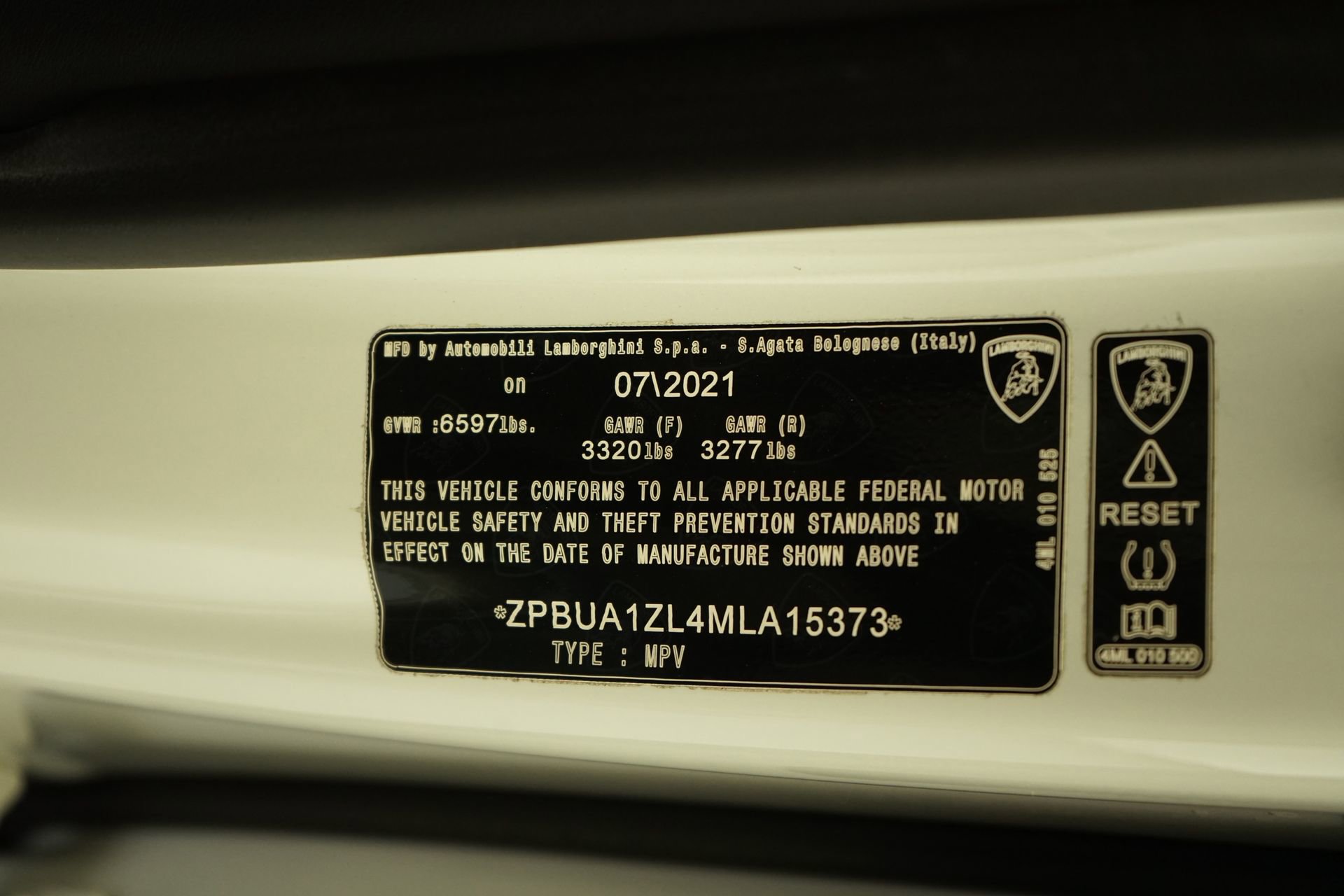 Used 2021 Lamborghini Urus image 34