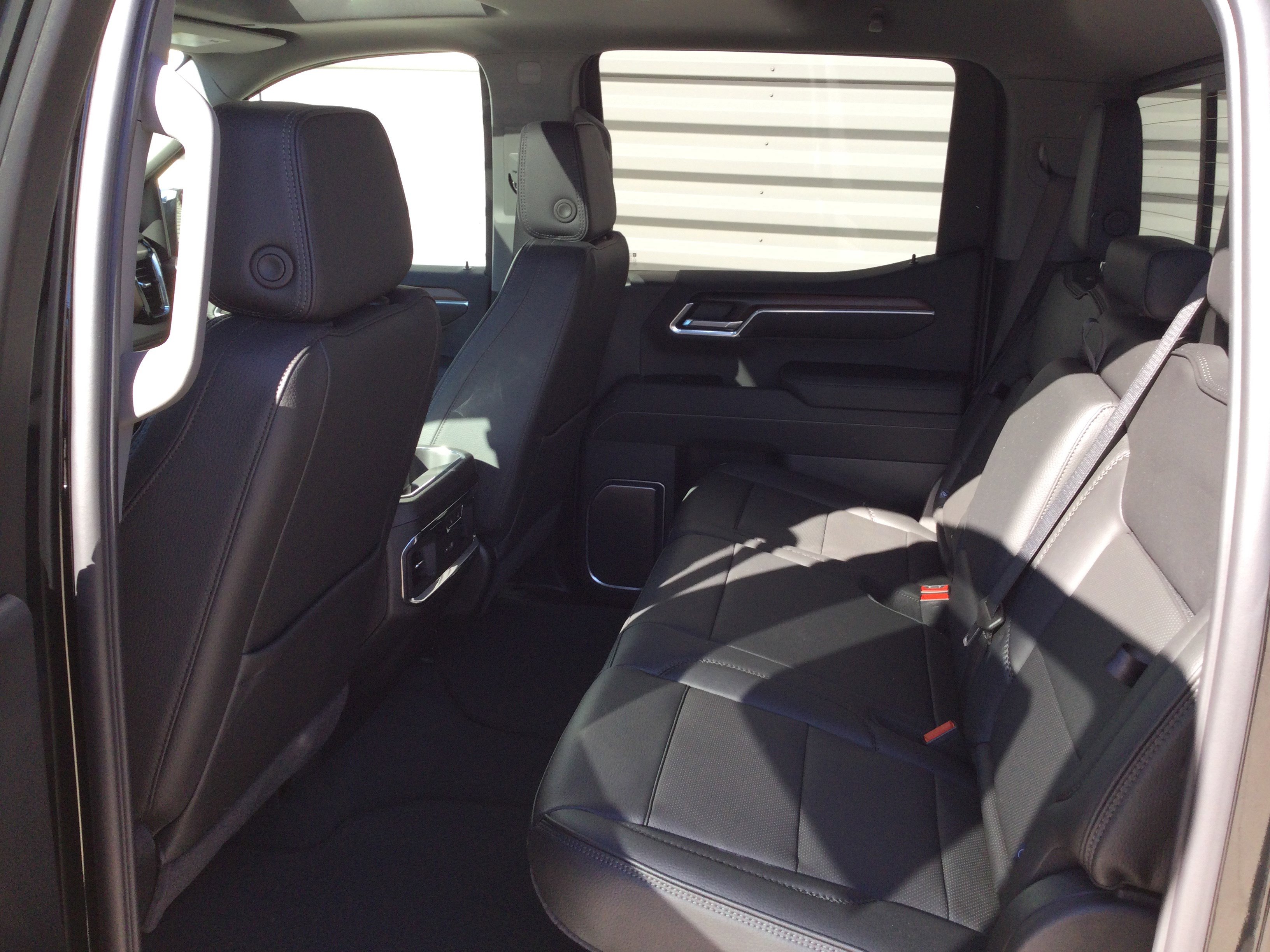 New 2026 GMC Sierra 1500 Denali w/ Technology Package image 8