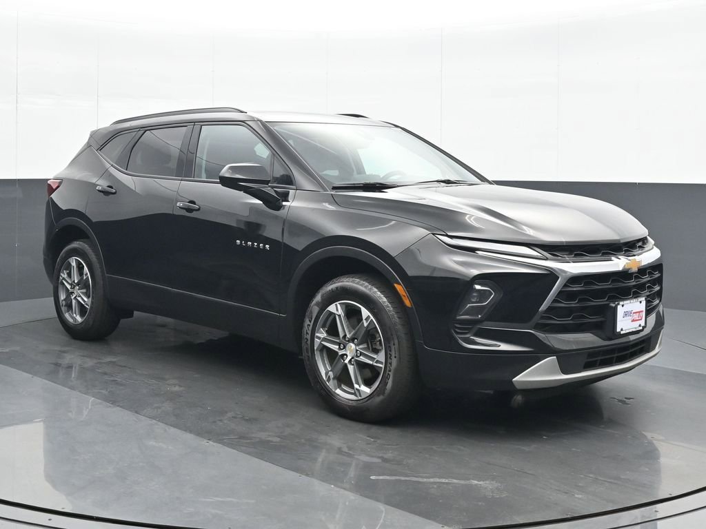 Used 2024 Chevrolet Blazer LT w/ Convenience Package image 9