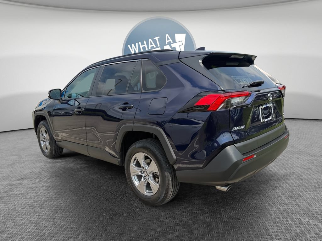 Used 2025 Toyota RAV4 XLE AWD/4WD image 6