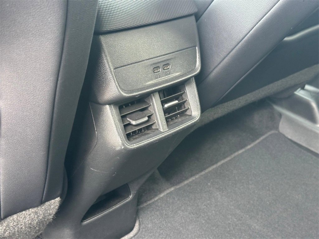 Used 2025 Chevrolet Equinox LT w/ Convenience Package II image 10