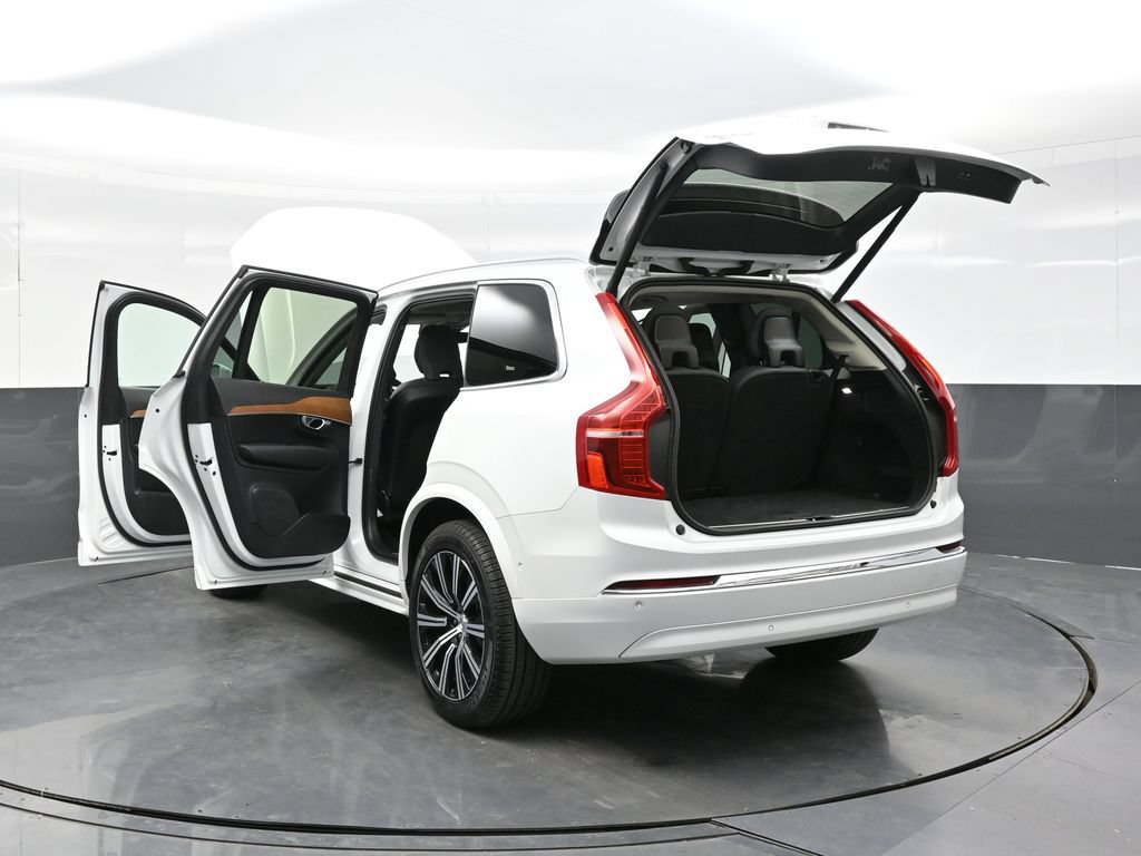 Used 2023 Volvo XC90 B6 Plus AWD/4WD image 45