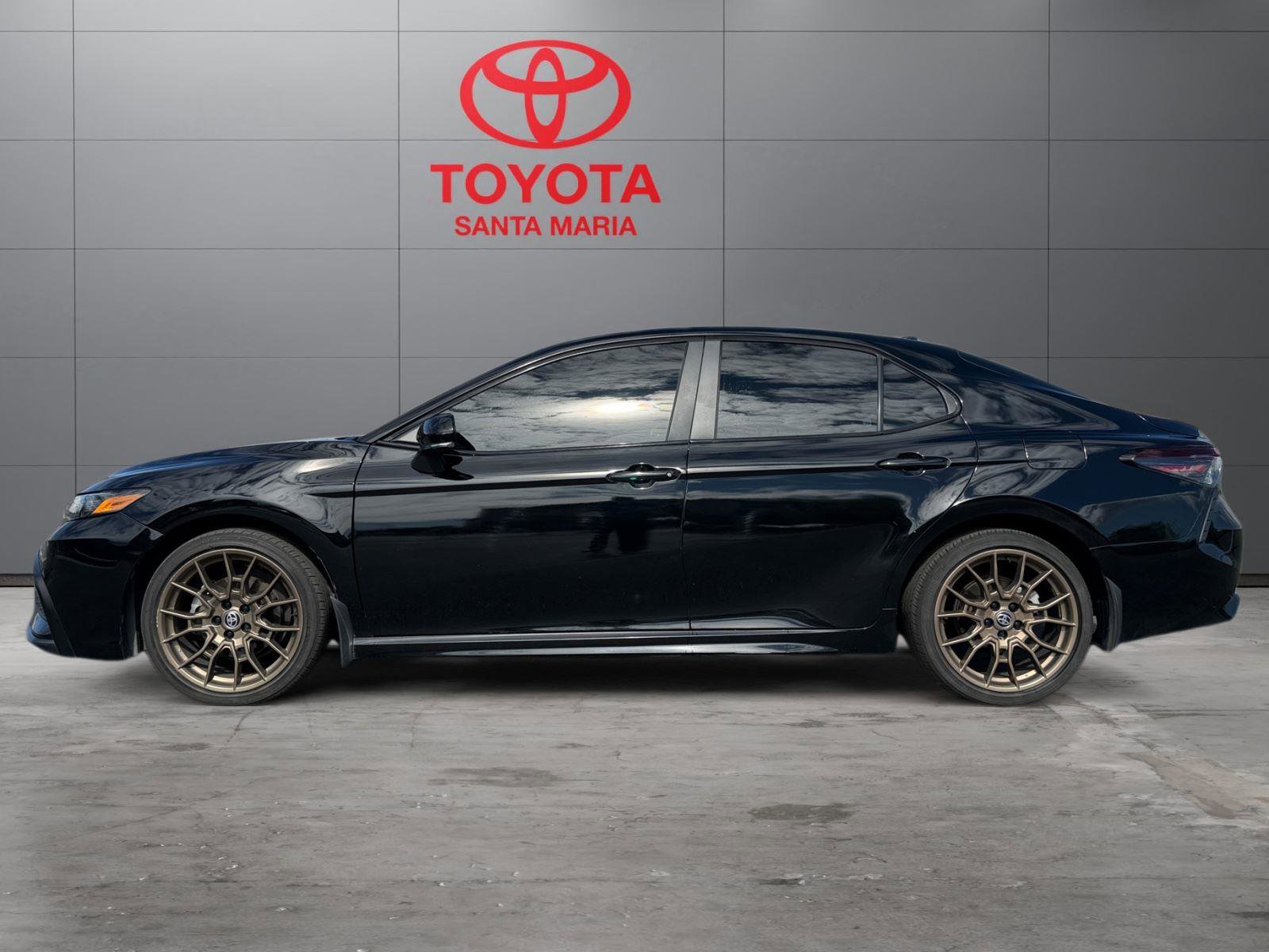 Used 2023 Toyota Camry SE FWD image 20