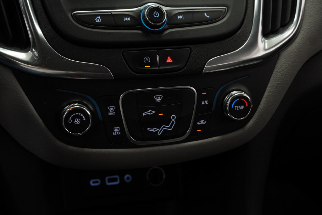 Certified 2024 Chevrolet Equinox LS w/ LS Convenience Package FWD image 28