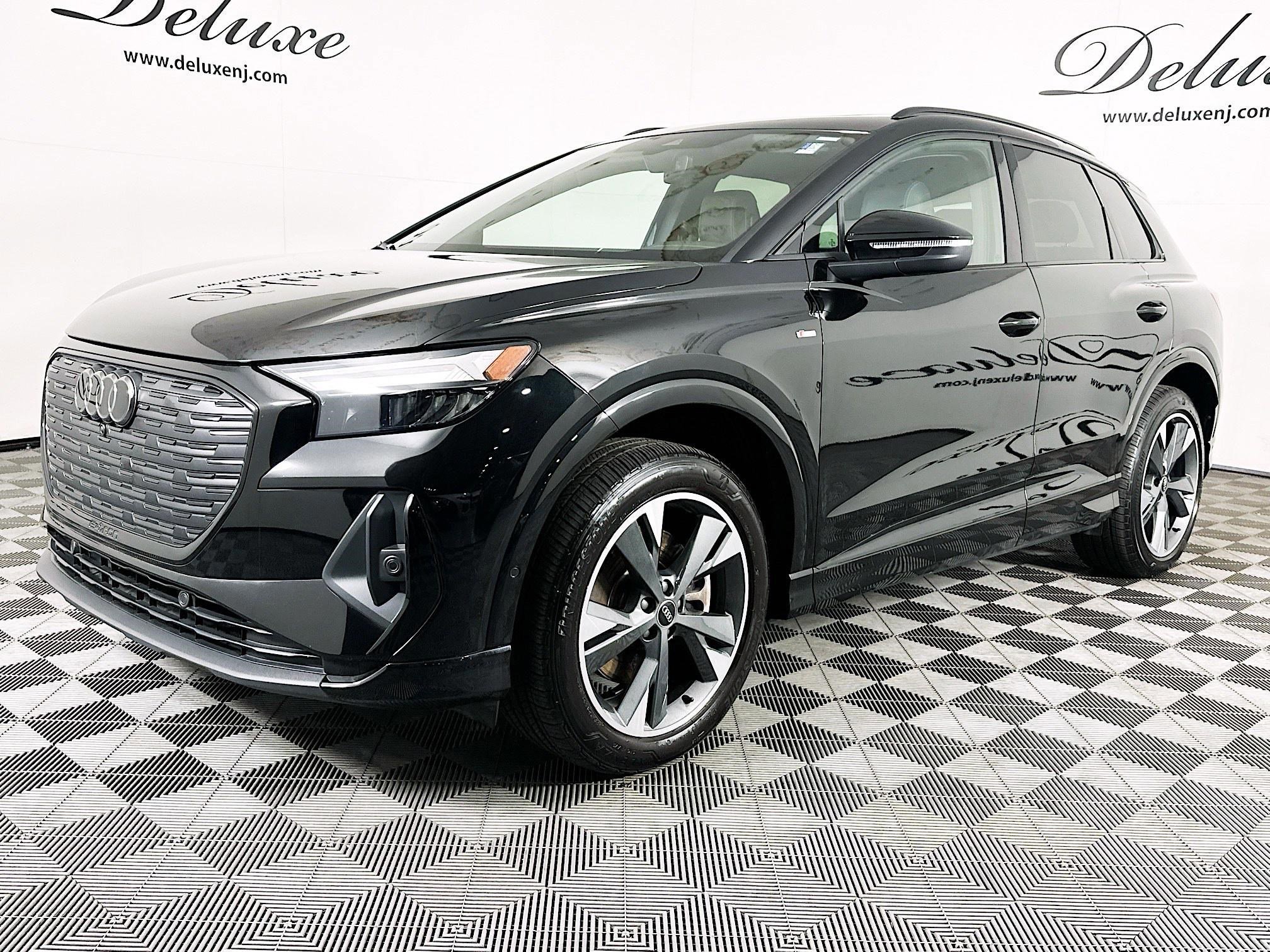 Used 2024 Audi Q4 e-tron Premium Plus w/ Premium Plus image 3