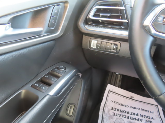 Used 2026 Chevrolet Traverse LT AWD/4WD image 33