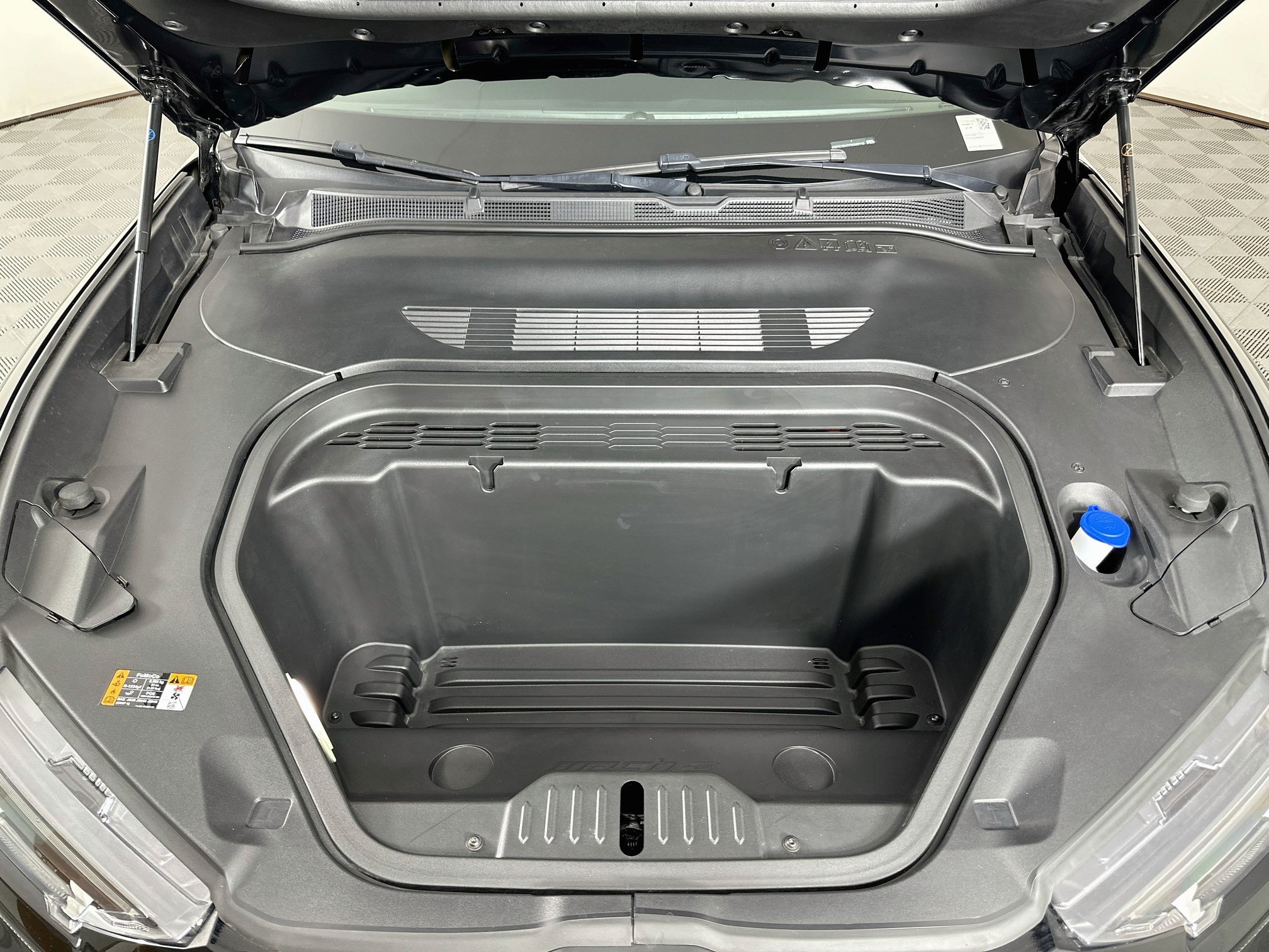Used 2023 Ford Mustang Mach-E Select RWD image 32