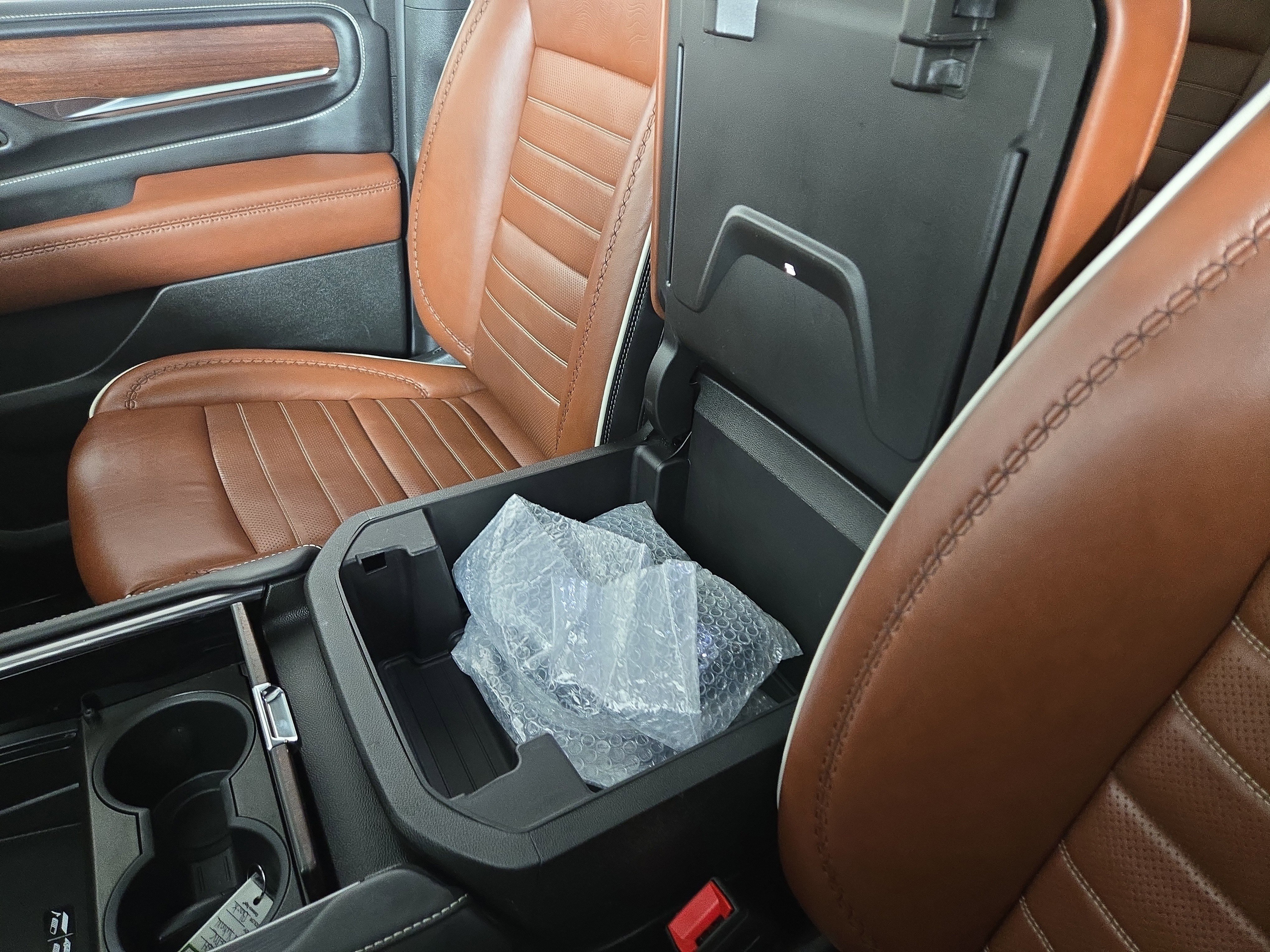 Certified 2024 GMC Yukon XL Denali Ultimate AWD/4WD image 30