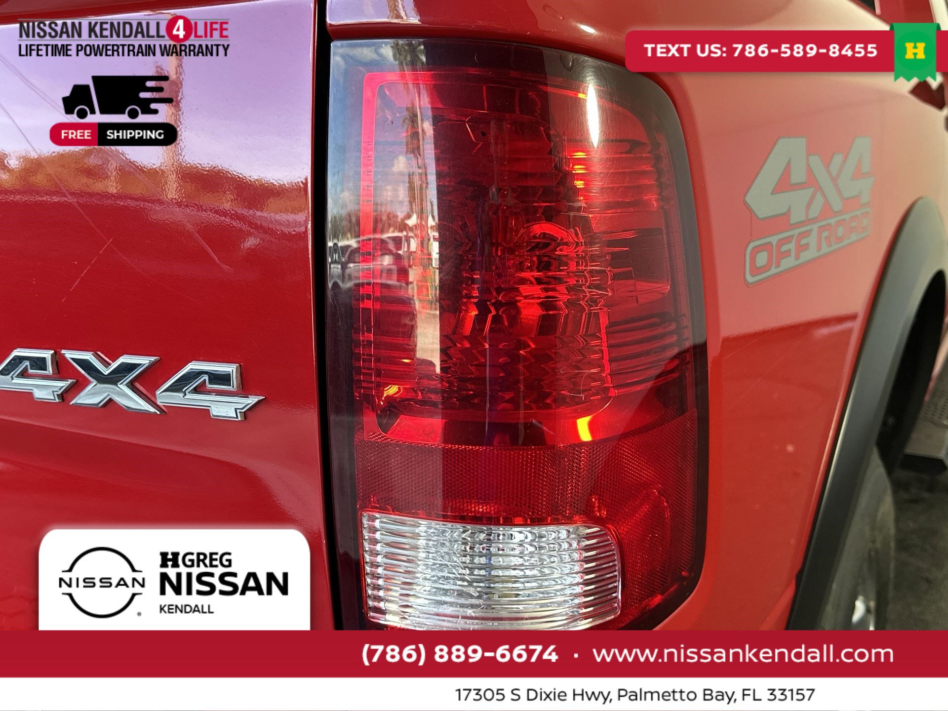 Used 2018 RAM 2500 Tradesman w/ Chrome Appearance Group image 29