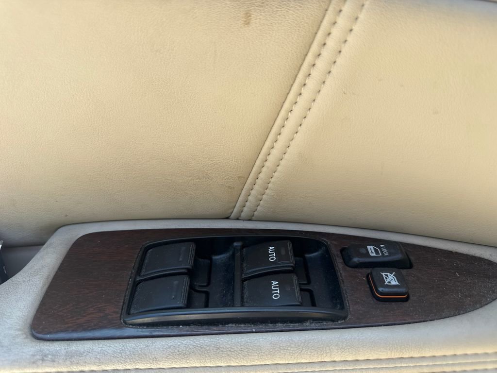 Used 2009 Toyota Avalon Limited FWD image 14