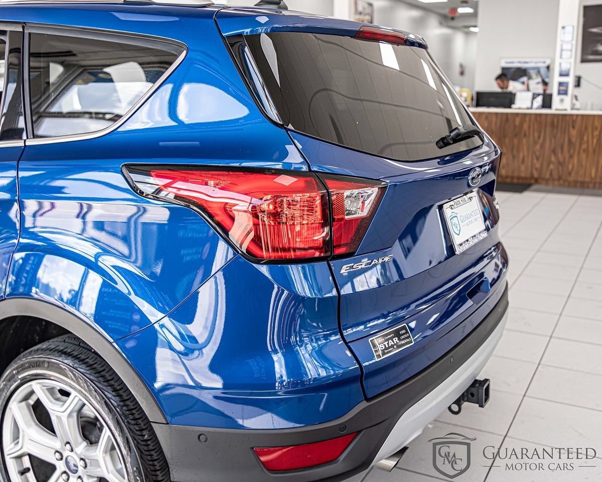 Used 2019 Ford Escape Titanium w/ U9j03 - Titanium Tow Package AWD/4WD image 12