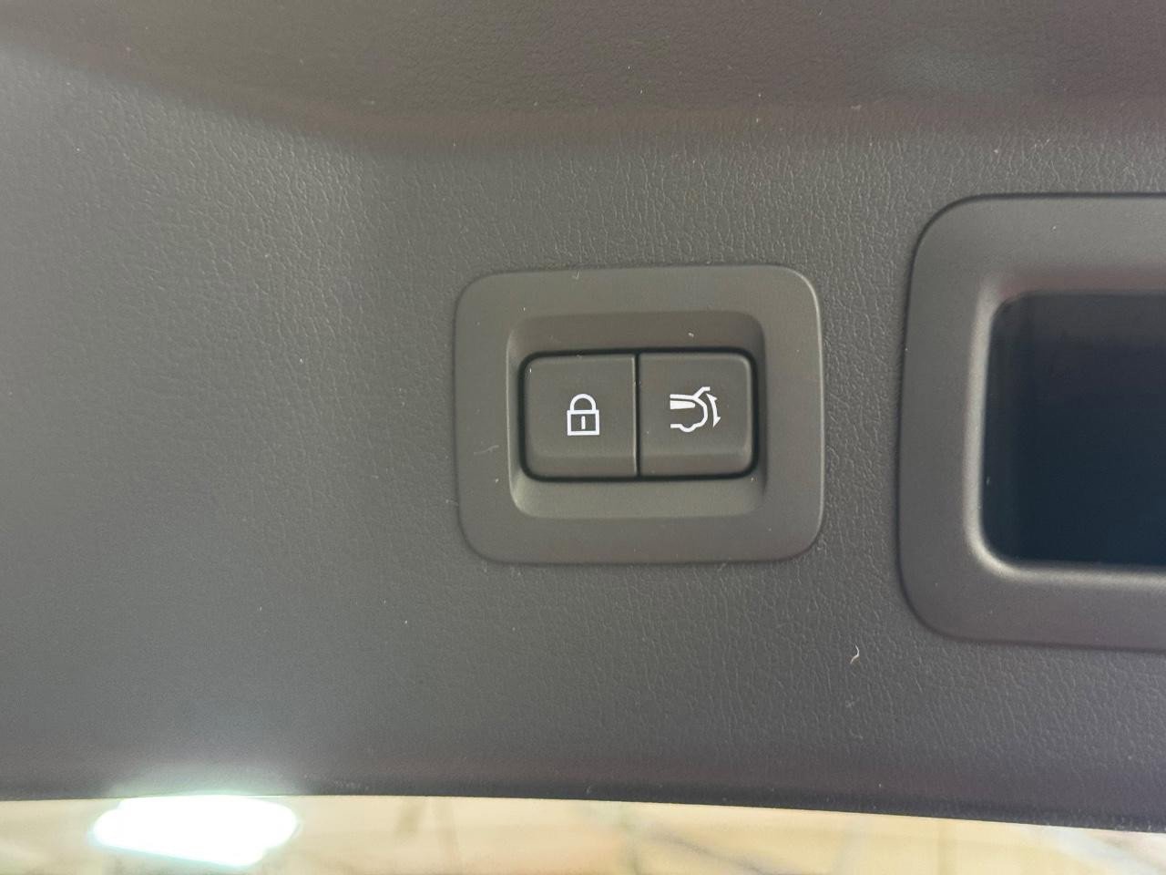 Used 2024 MAZDA CX-90 3.3 Turbo S w/ Premium Plus image 14