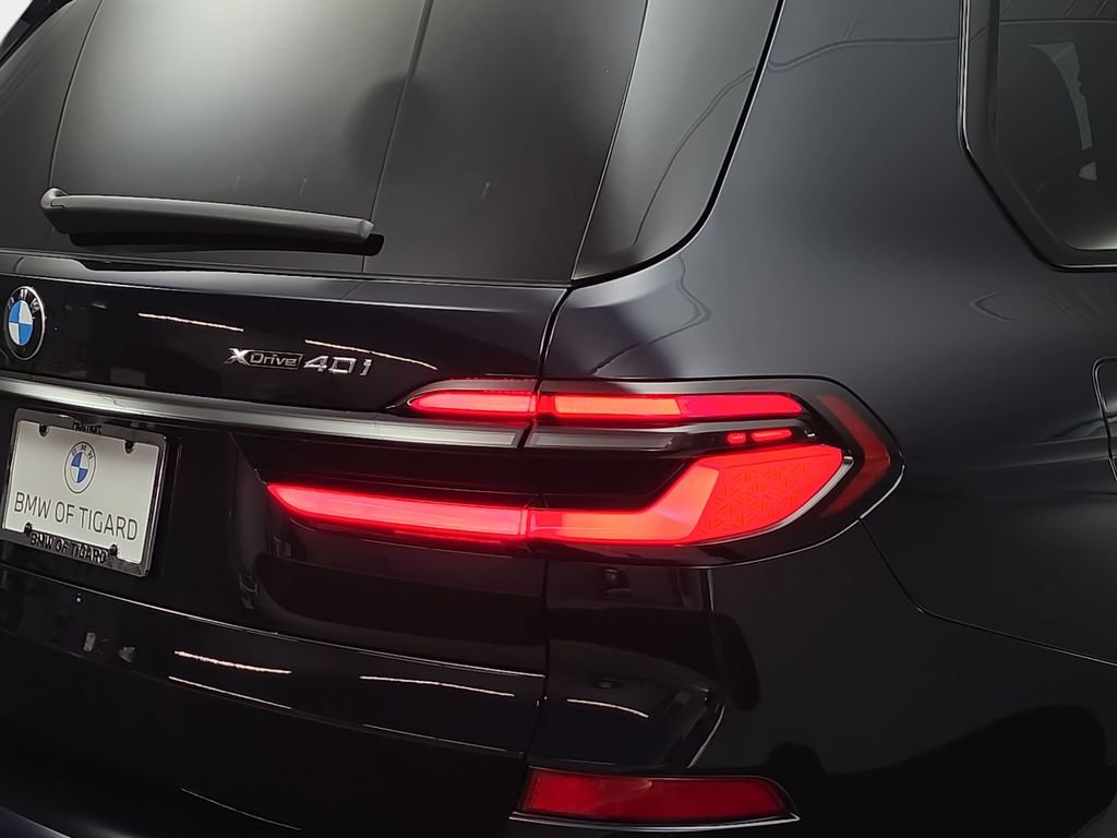 New 2026 BMW X7 xDrive40i w/ M Sport Package image 34