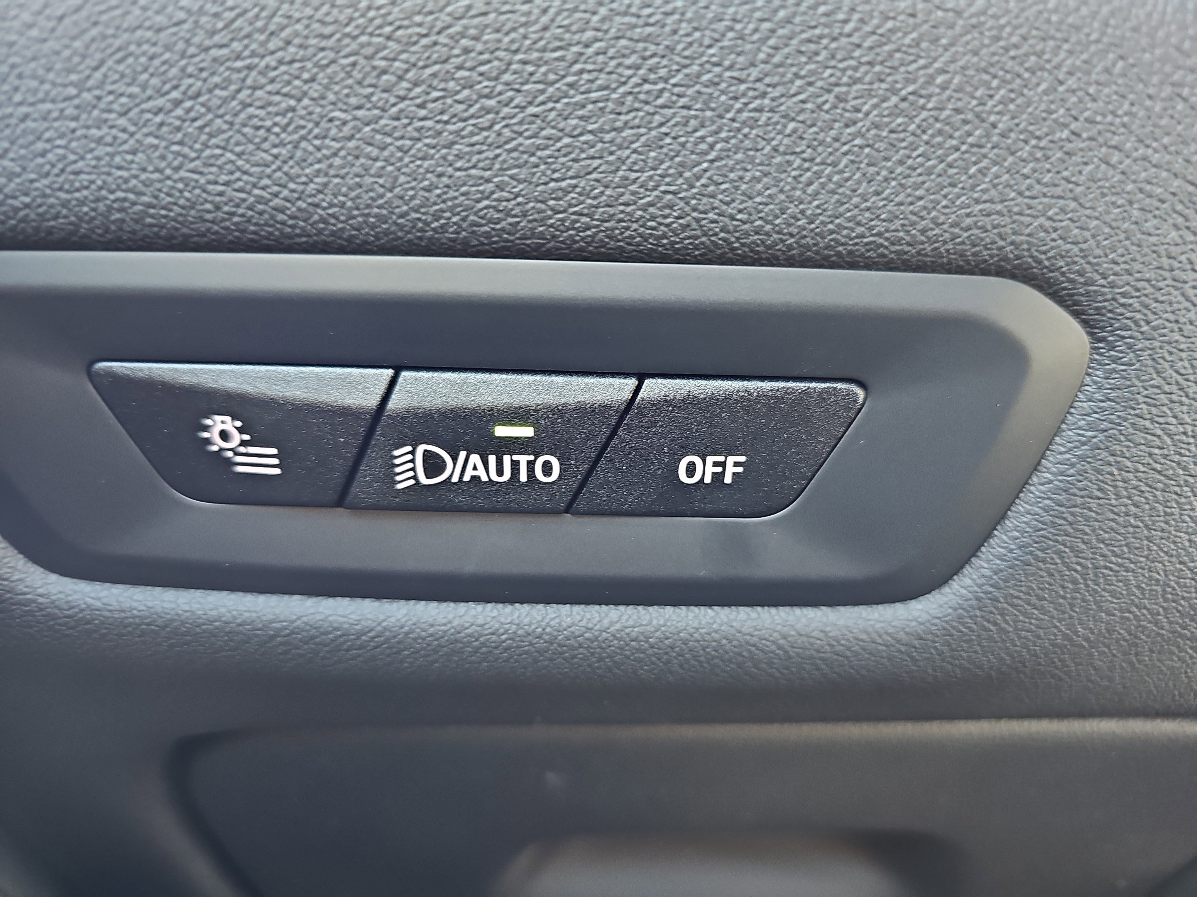 New 2026 BMW X6 M60i image 27