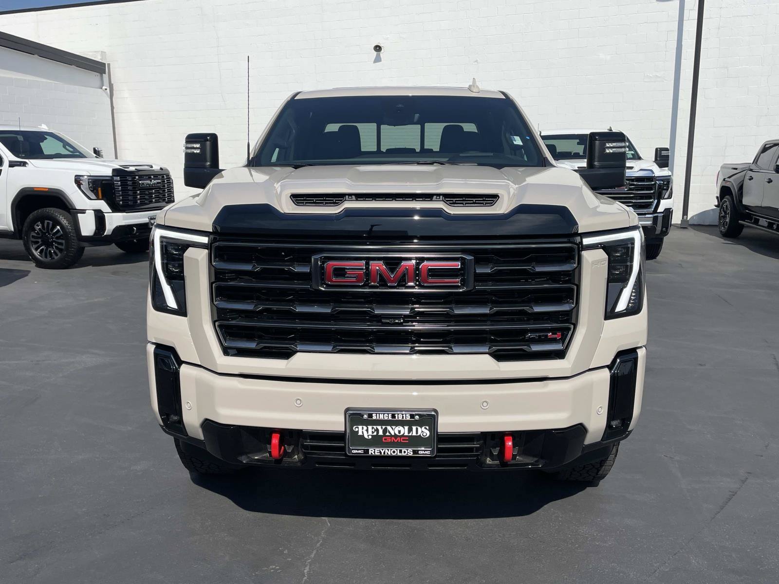 New 2026 GMC Sierra 2500 AT4 w/ AT4 Premium Plus Package AWD/4WD image 2