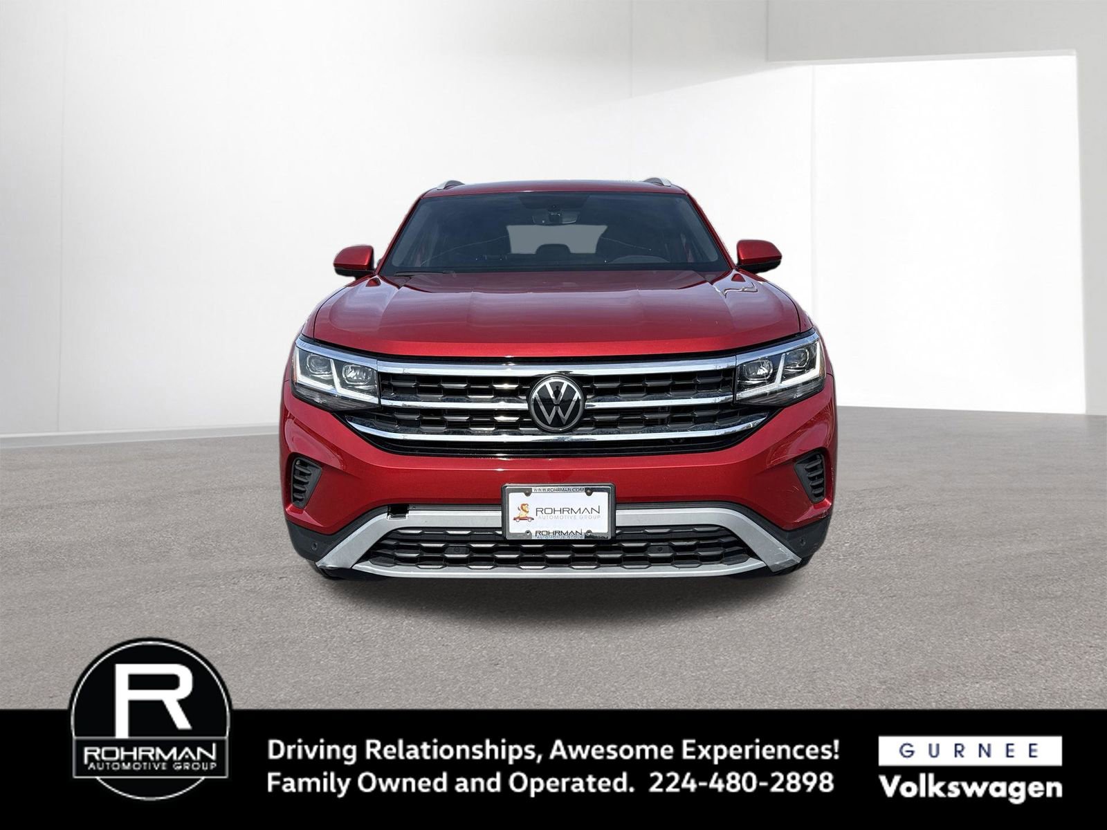 Used 2020 Volkswagen Atlas Cross Sport SE w/ Panoramic Sunroof Package image 3