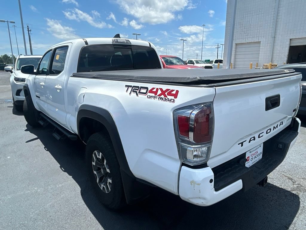 Used 2023 Toyota Tacoma TRD Off-Road w/ Technology Package AWD/4WD image 4