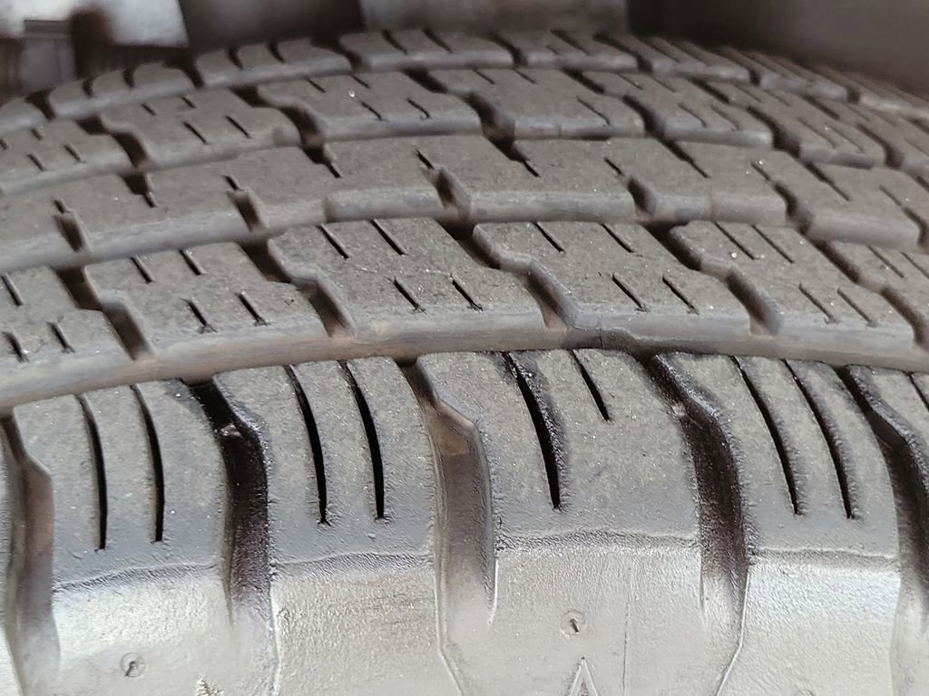 Used 2023 Jeep Compass Trailhawk w/ Trailhawk Elite Group image 22