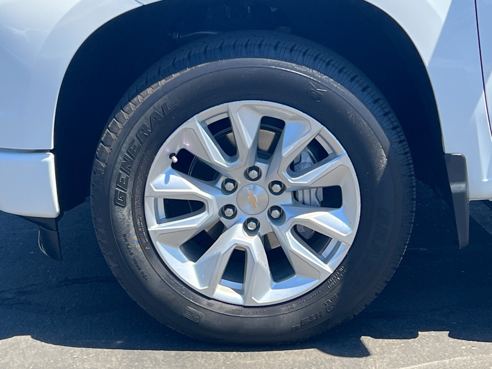 Used 2024 Chevrolet Silverado 1500 Custom RWD image 25