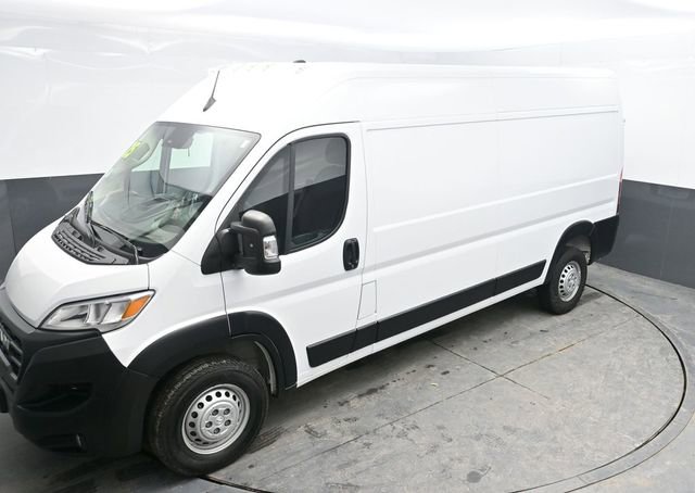 Used 2025 RAM ProMaster 2500 w/ Convenience Group image 24
