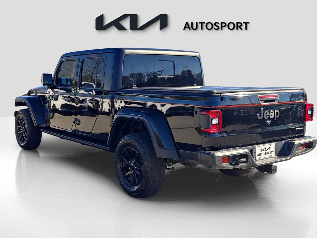 Used 2022 Jeep Gladiator Sport image 10