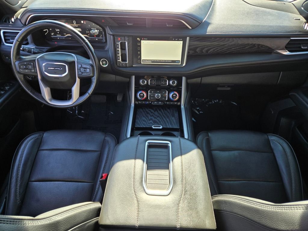 Used 2023 GMC Yukon Denali image 15