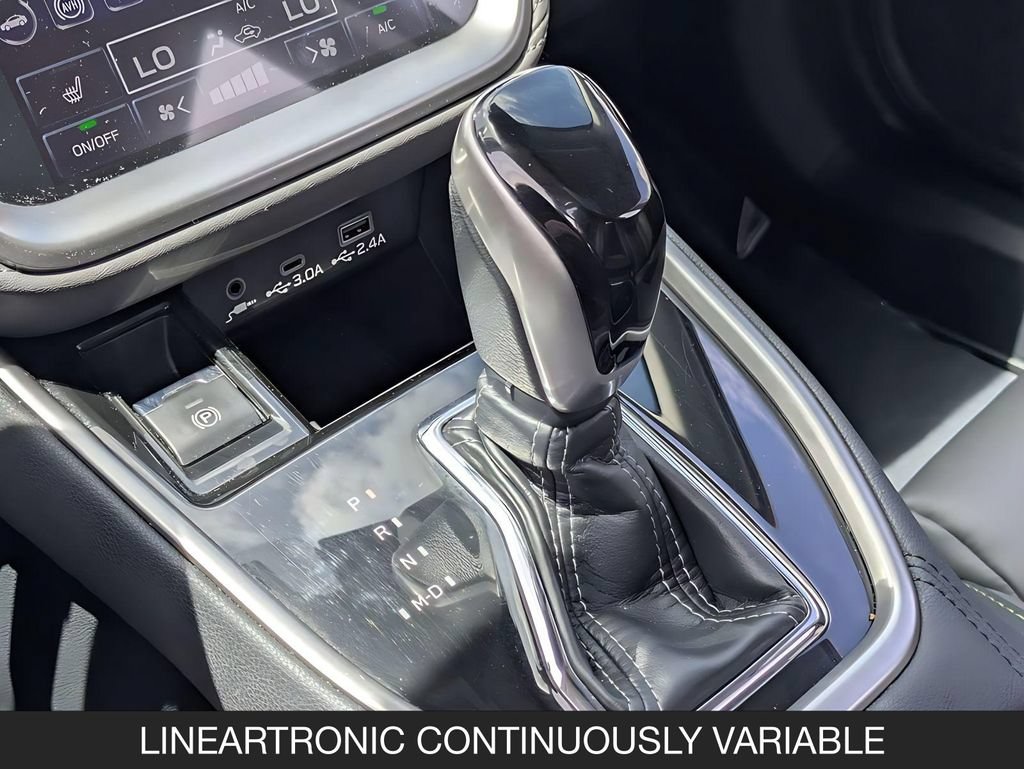 Used 2025 Subaru Outback Onyx Edition AWD/4WD image 22