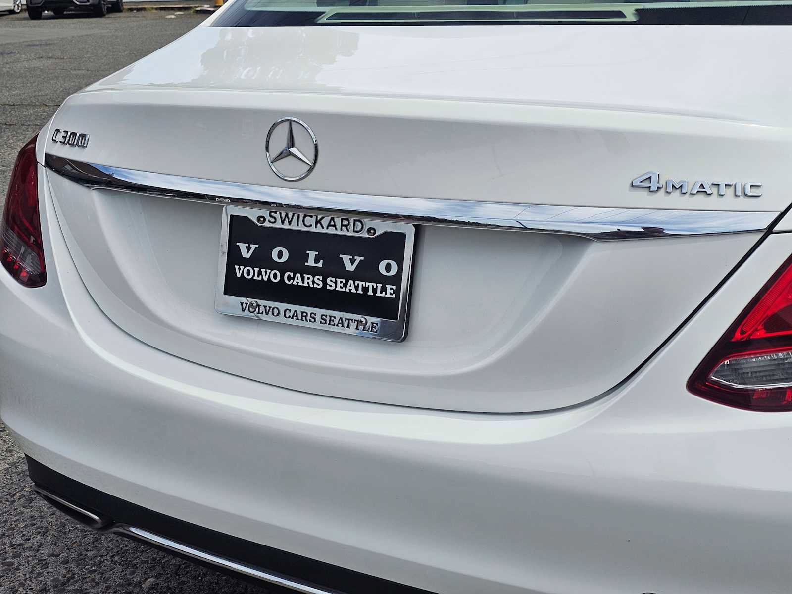 Used 2017 Mercedes-Benz C 300 4MATIC Sedan image 15