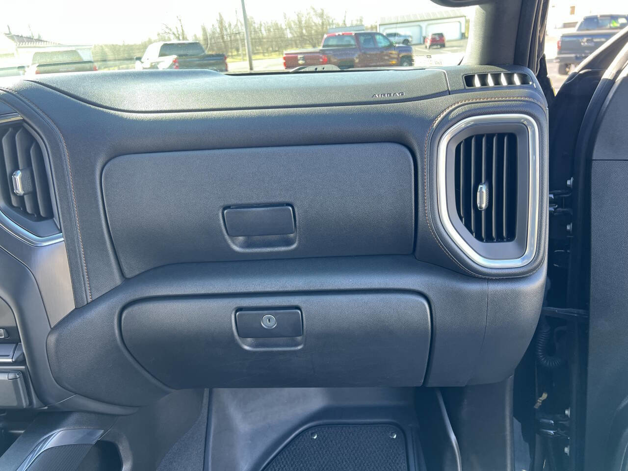 Used 2021 GMC Sierra 2500 AT4 w/ AT4 Preferred Package image 33