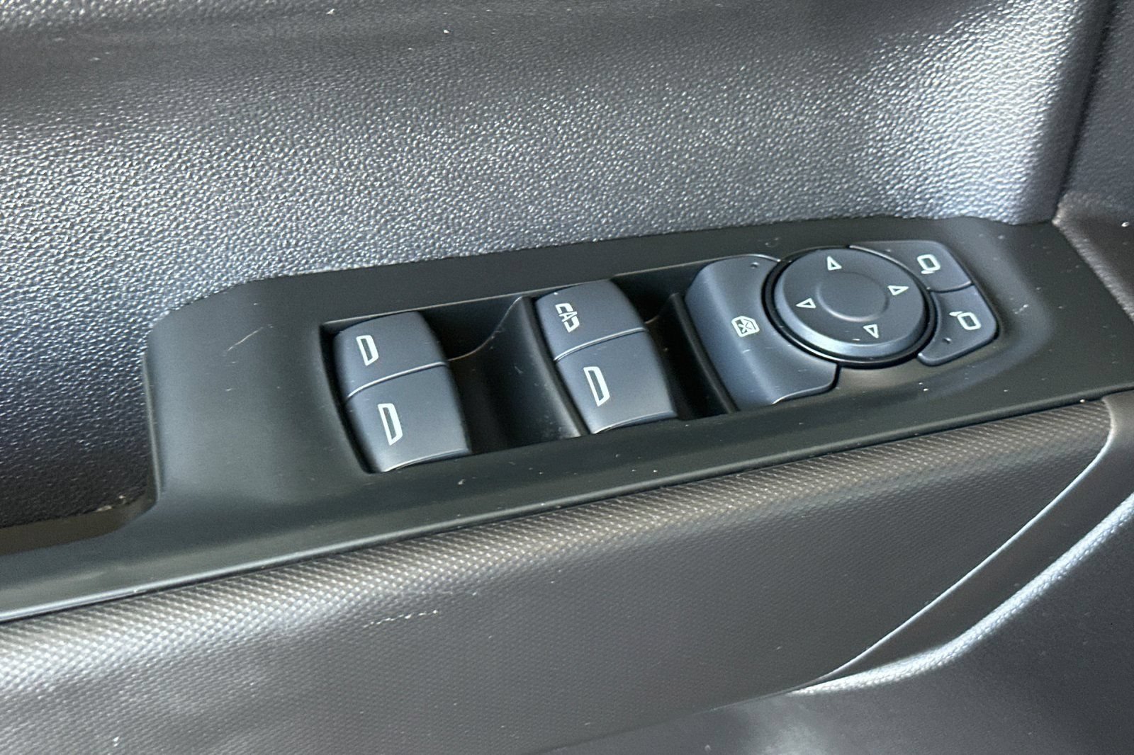 Certified 2024 Chevrolet Silverado 1500 Custom w/ LPO, Dark Essentials Package AWD/4WD image 12