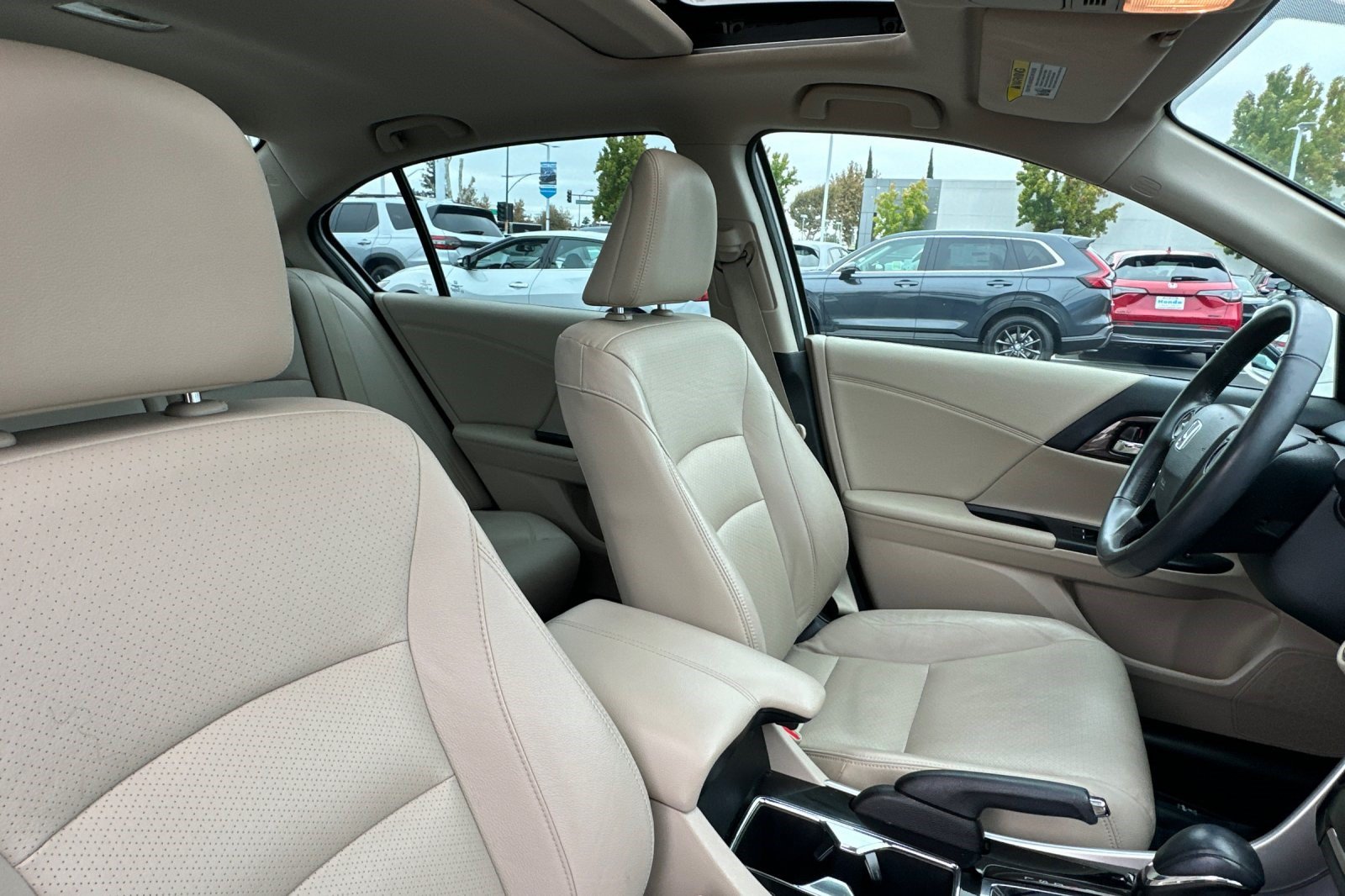 Used 2017 Honda Accord EX-L image 26