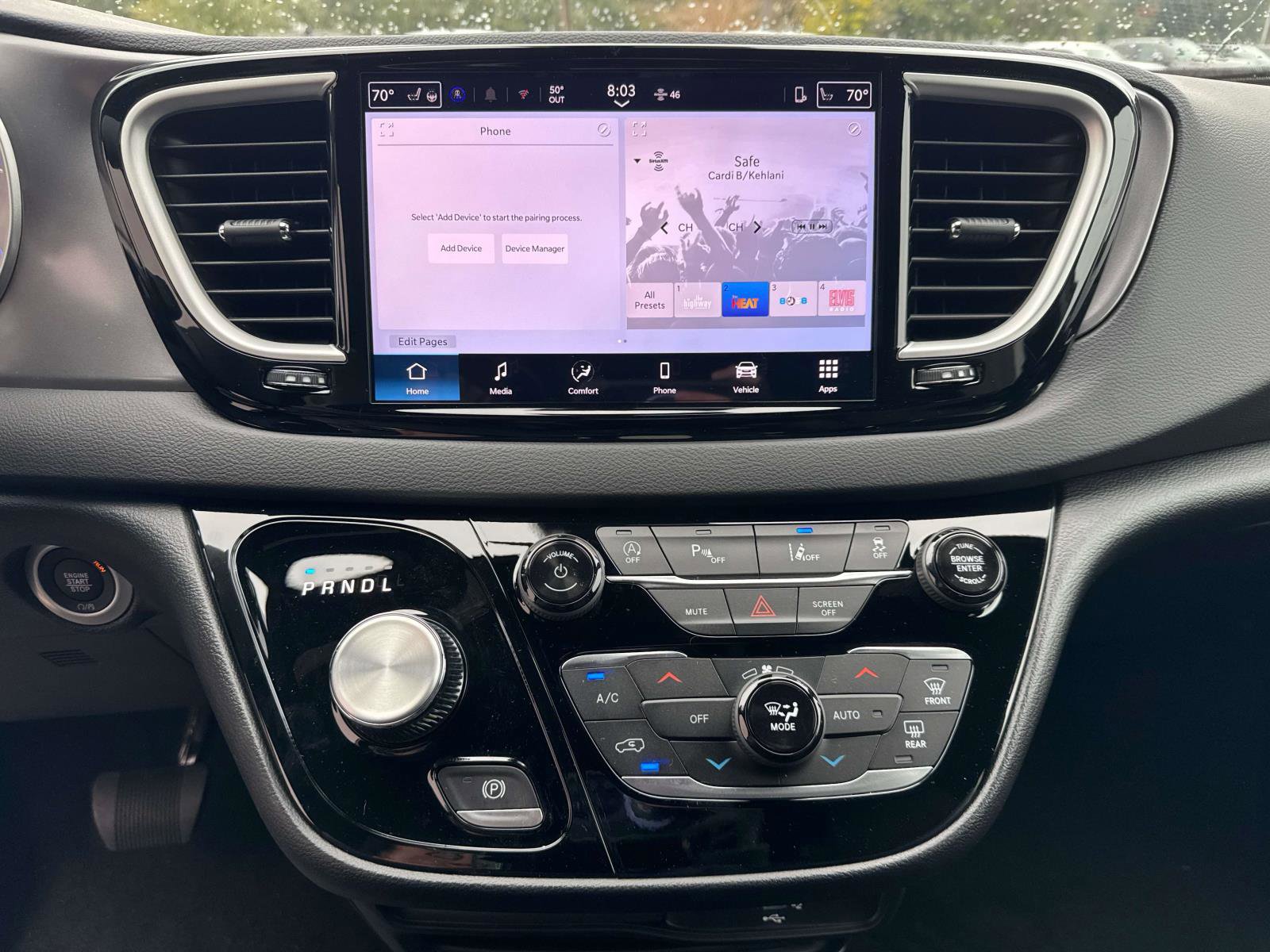 New 2026 Chrysler Voyager LX image 11