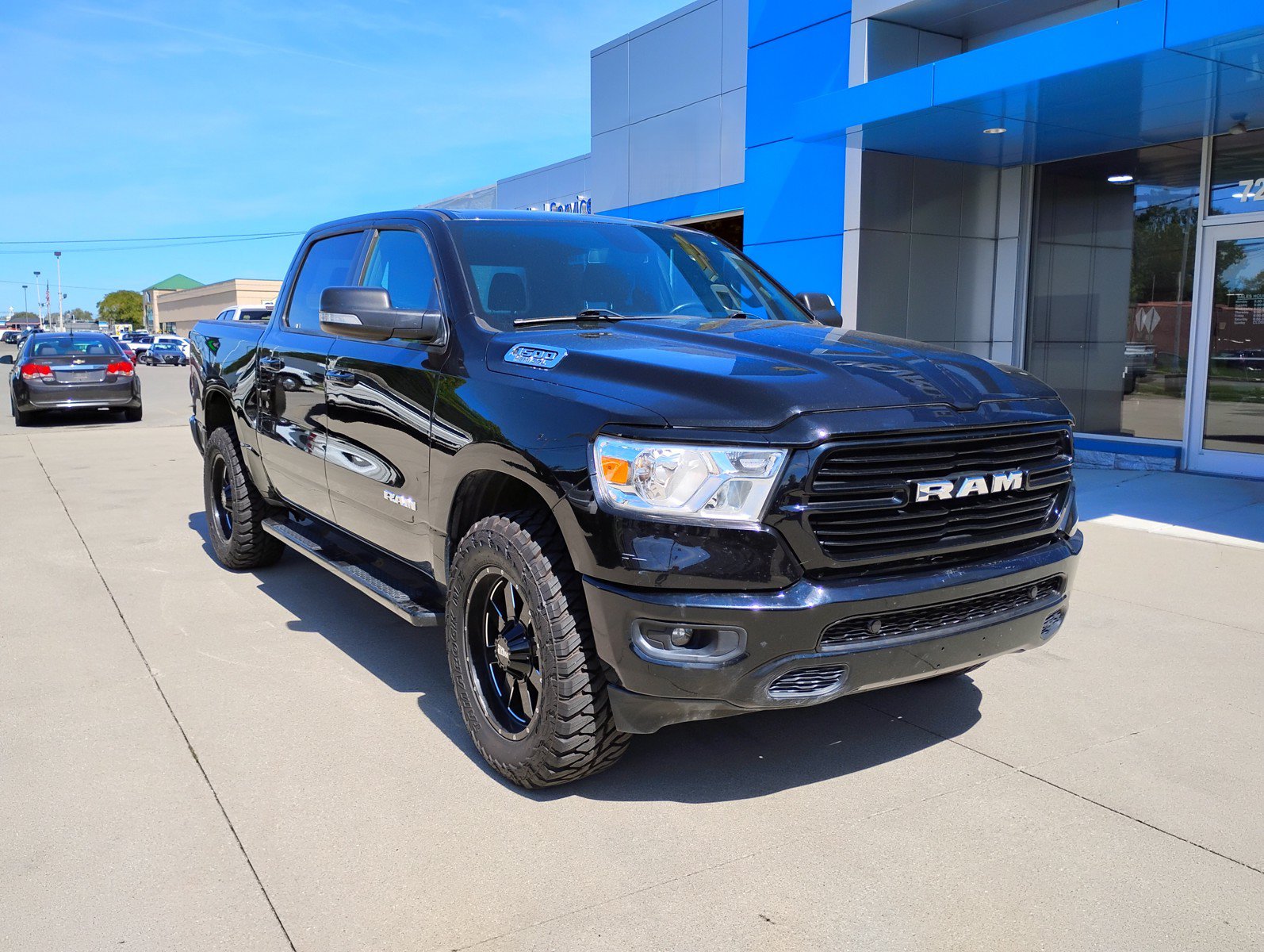 Used 2019 RAM 1500 Big Horn AWD/4WD image 3