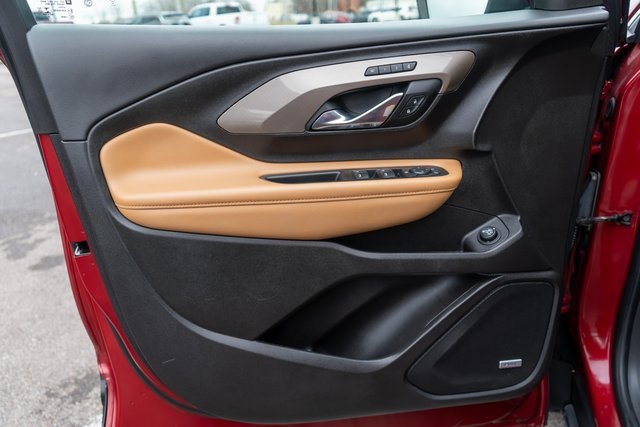 Used 2021 GMC Terrain SLT w/ Infotainment Package II image 19