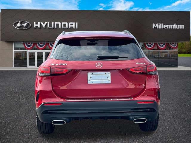 Used 2021 Mercedes-Benz GLA 250 4MATIC w/ AMG Line Exterior image 6