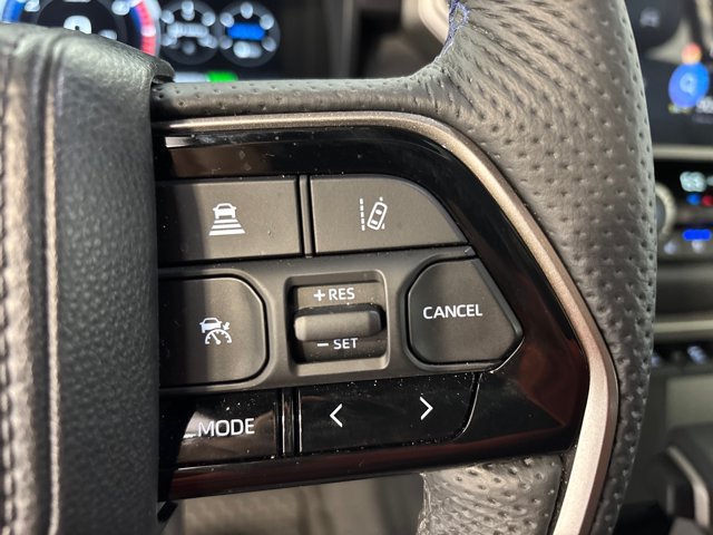 Used 2026 Toyota Sequoia Platinum AWD/4WD image 11
