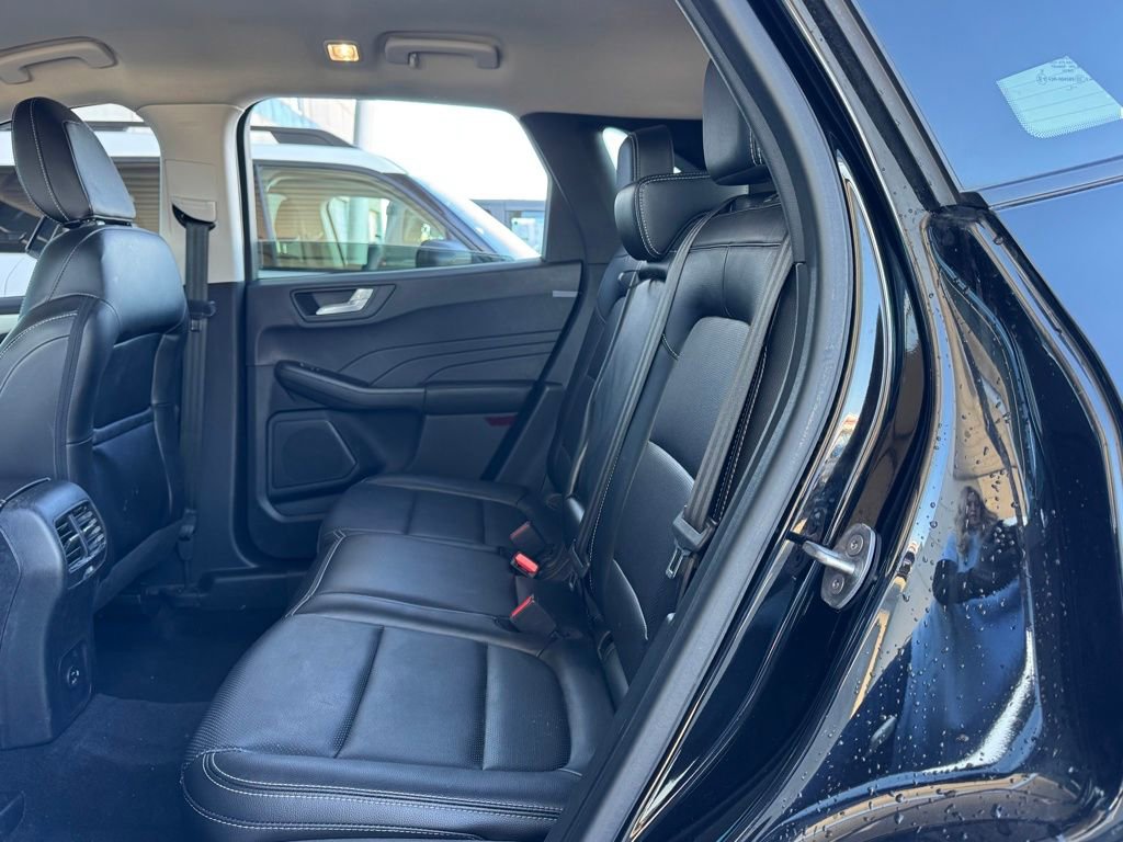 Used 2022 Ford Escape SEL image 28