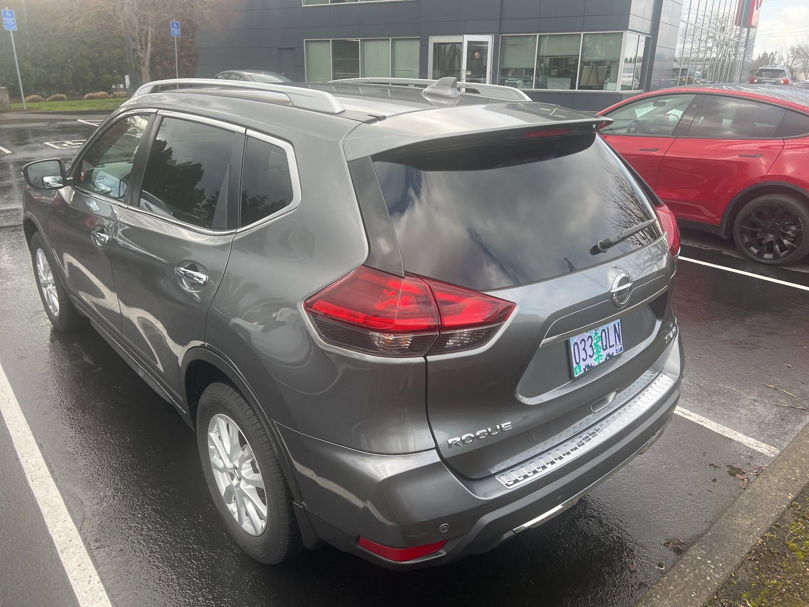 Used 2019 Nissan Rogue SV image 5