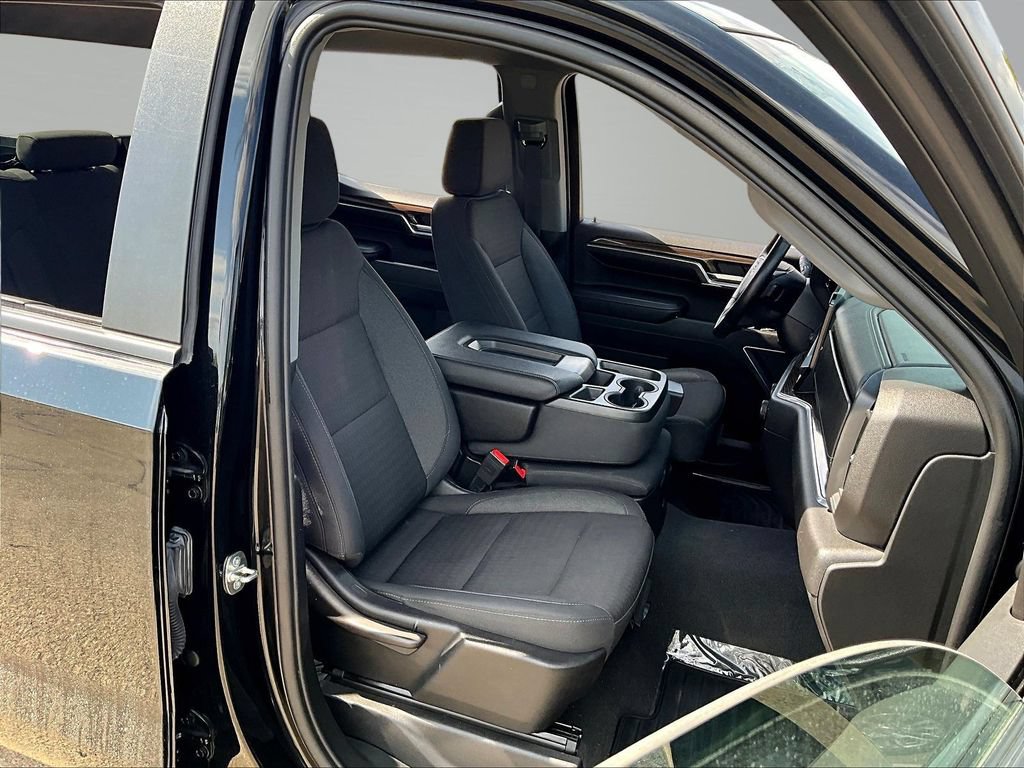 Used 2023 Chevrolet Silverado 1500 LT AWD/4WD image 30