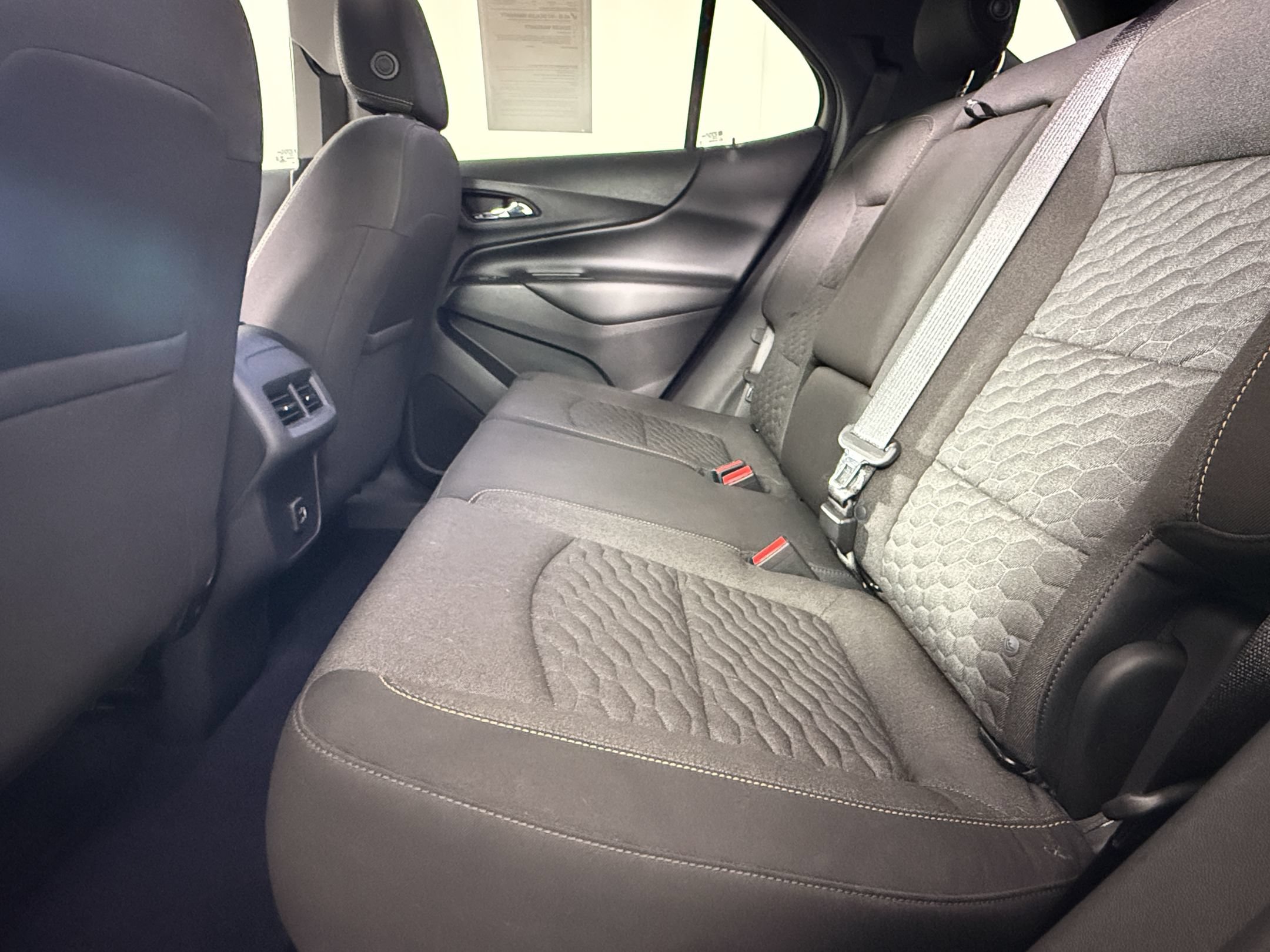 Used 2020 Chevrolet Equinox LT FWD image 21