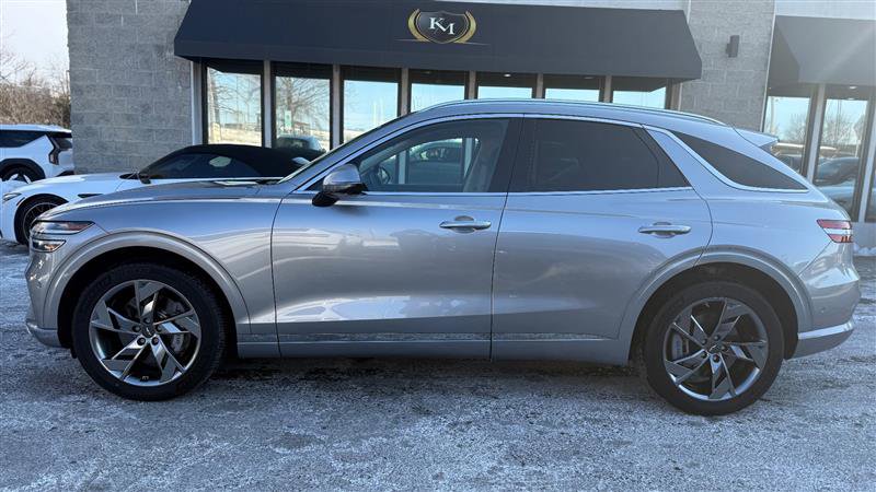 Used 2023 Genesis Electrified GV70 Advanced image 2