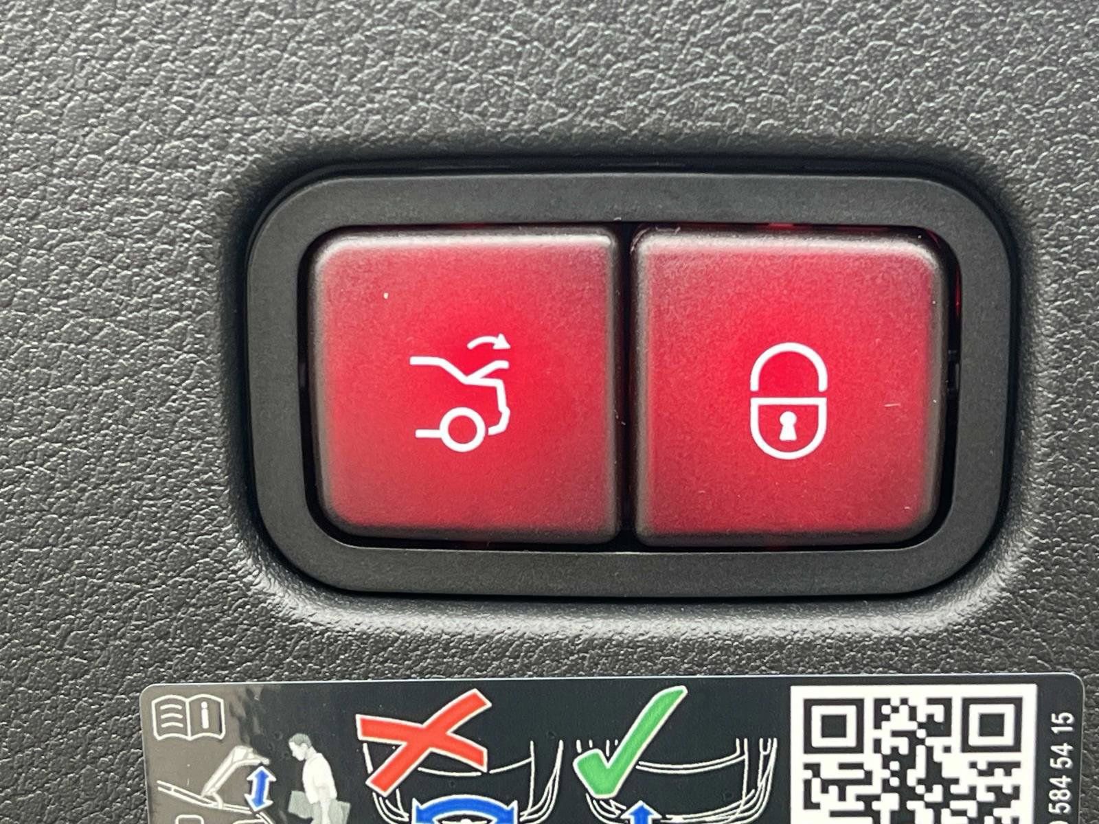 Certified 2025 Mercedes-Benz CLE 53 AMG 4MATIC Coupe image 11