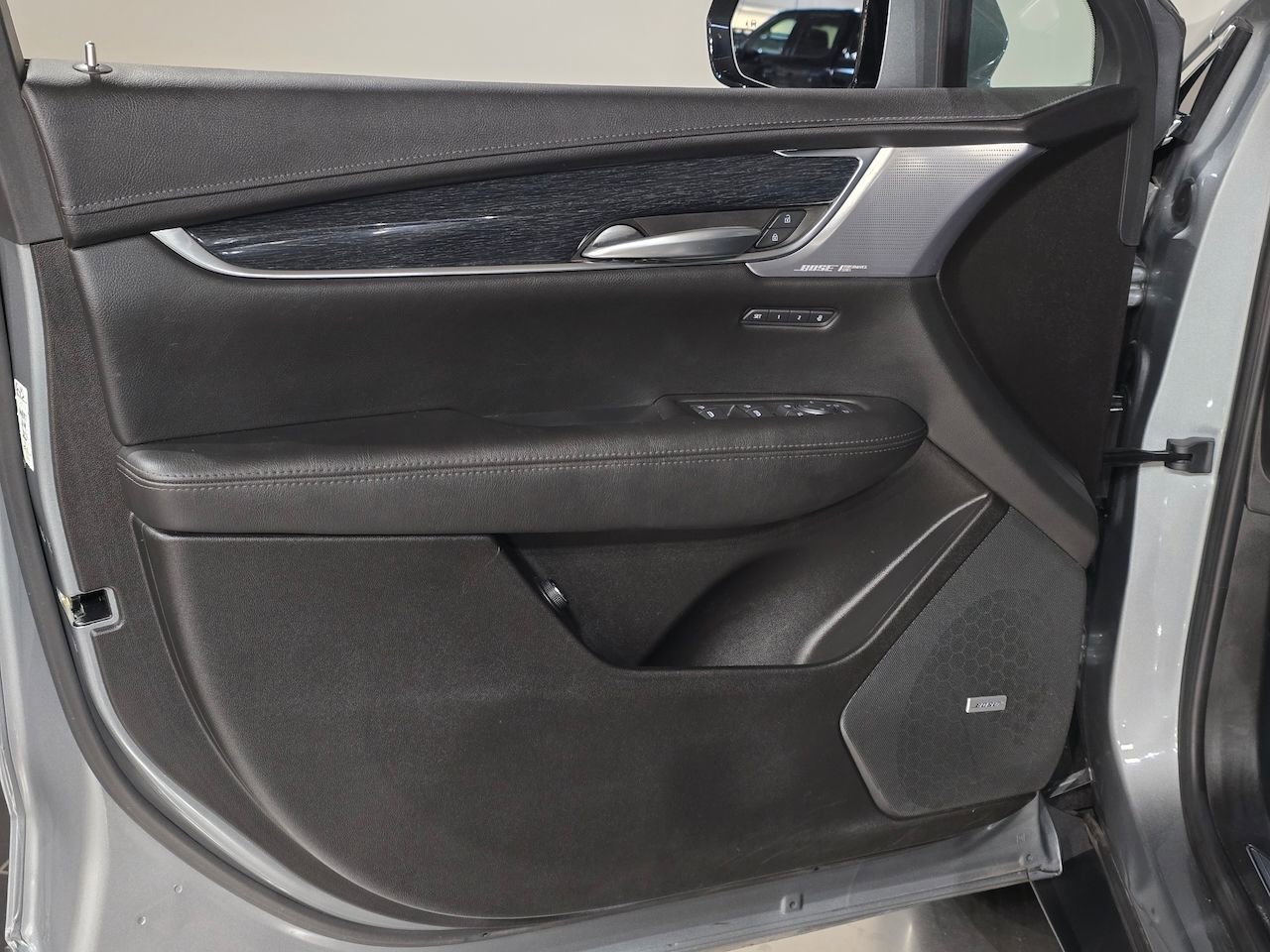 Used 2023 Cadillac XT5 Premium Luxury image 18