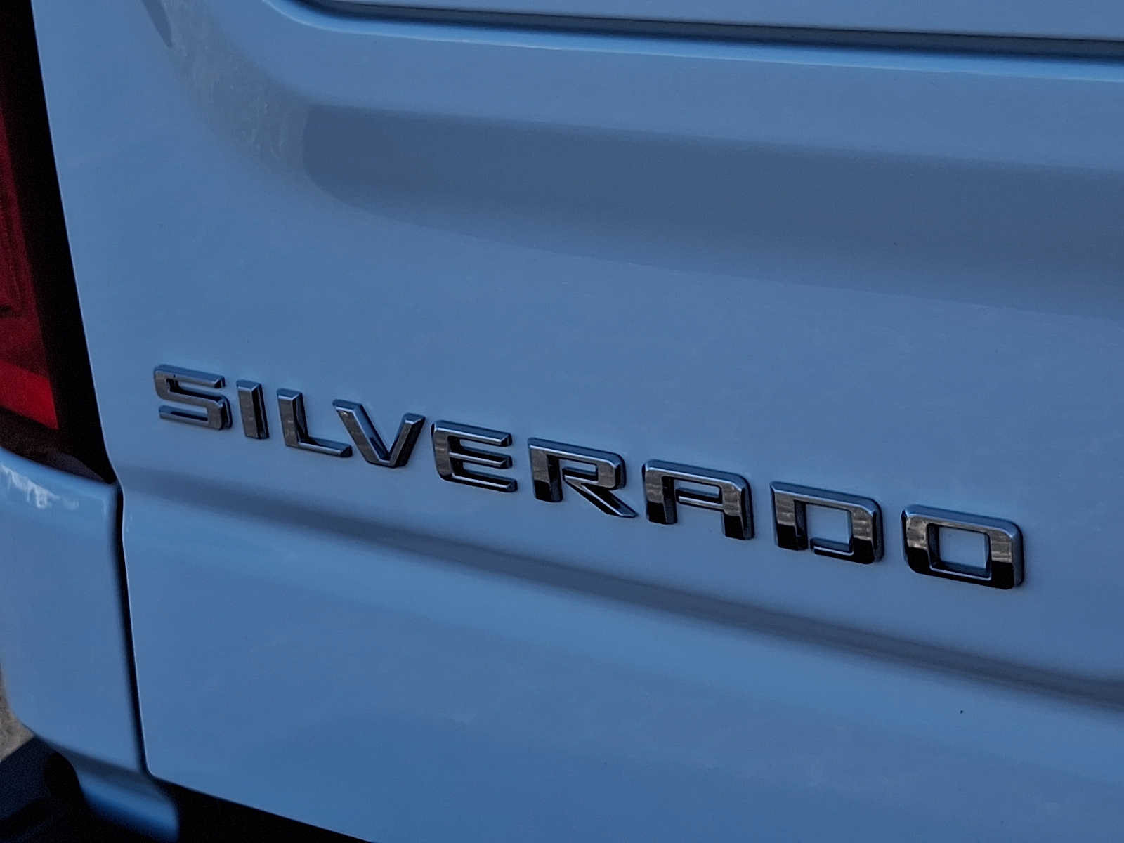 Used 2024 Chevrolet Silverado 1500 LT Trail Boss w/ LT Trail Boss Premium Package AWD/4WD image 30