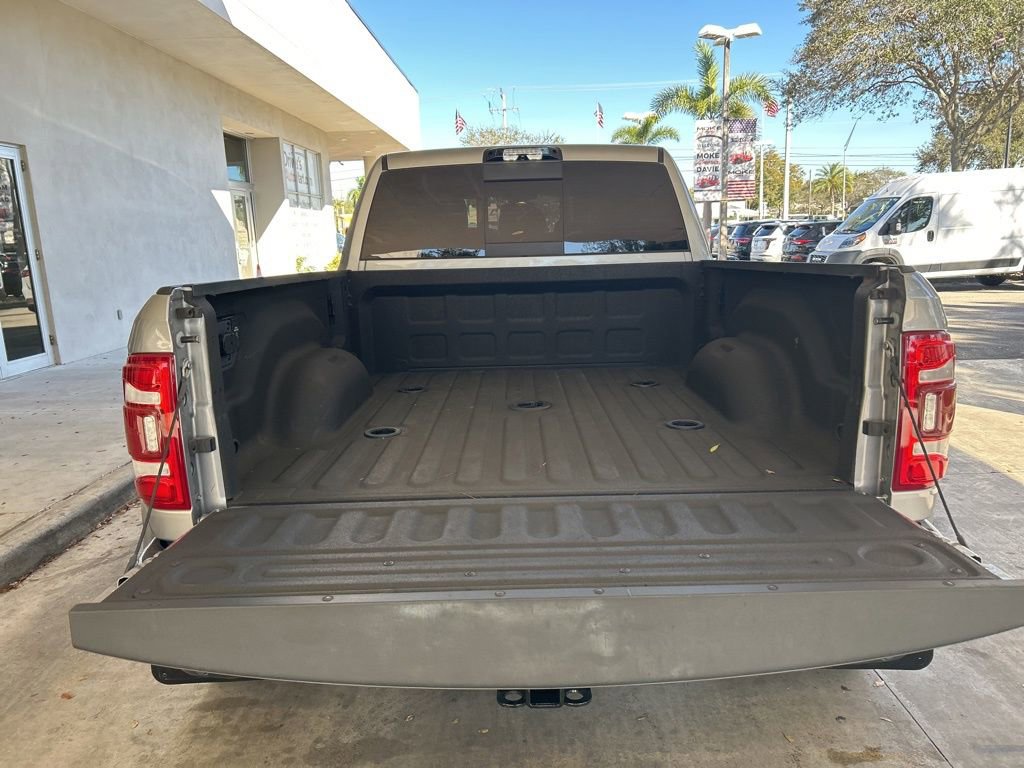 Used 2024 RAM 3500 Laramie w/ Bed Utility Group image 37