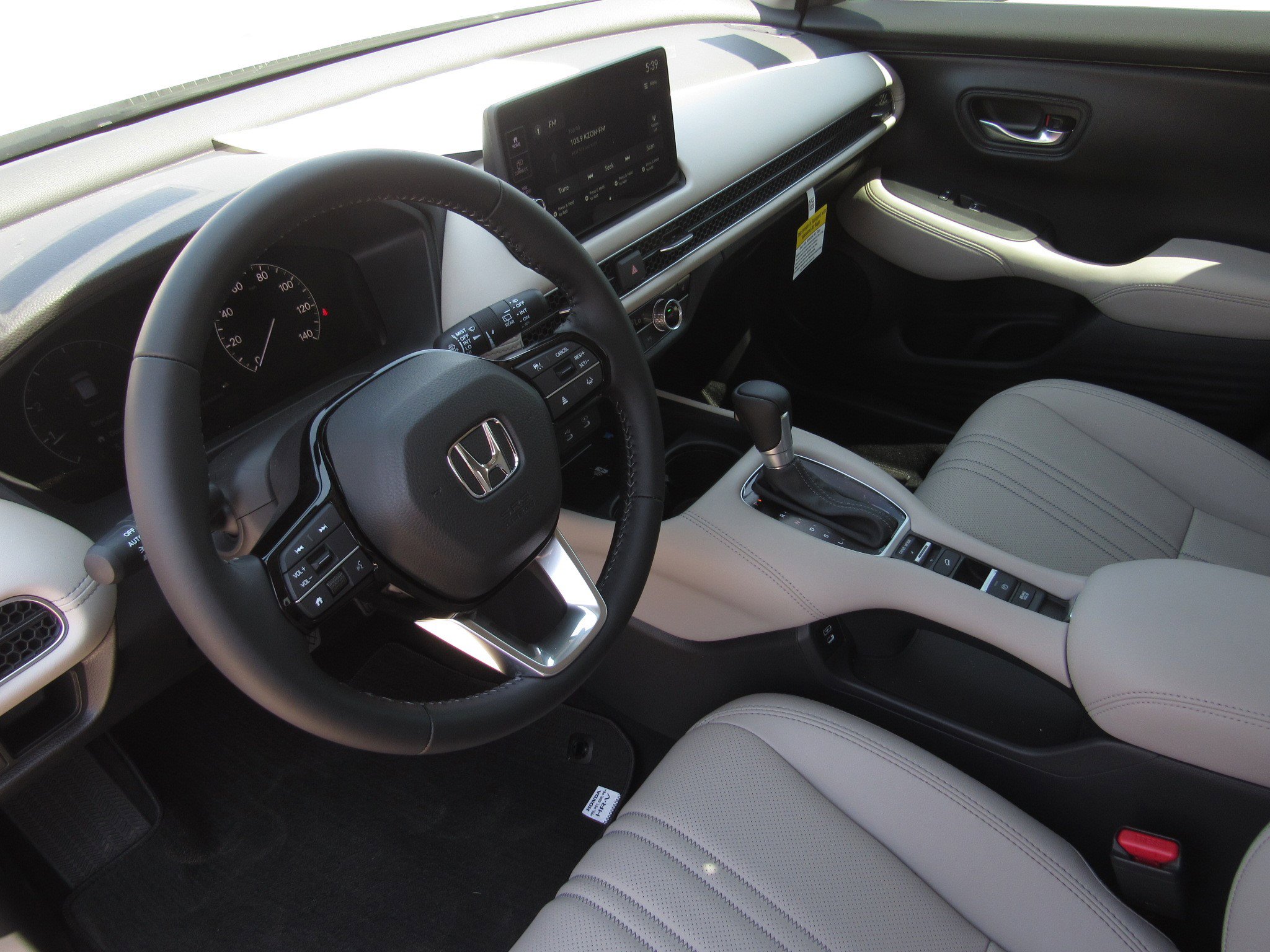 New 2026 Honda HR-V EX-L image 13