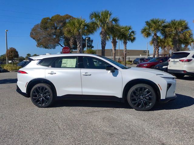 New 2026 Toyota Crown Signia image 3