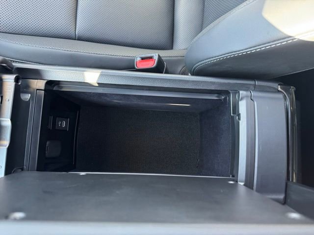 Used 2025 Toyota Crown Signia image 22